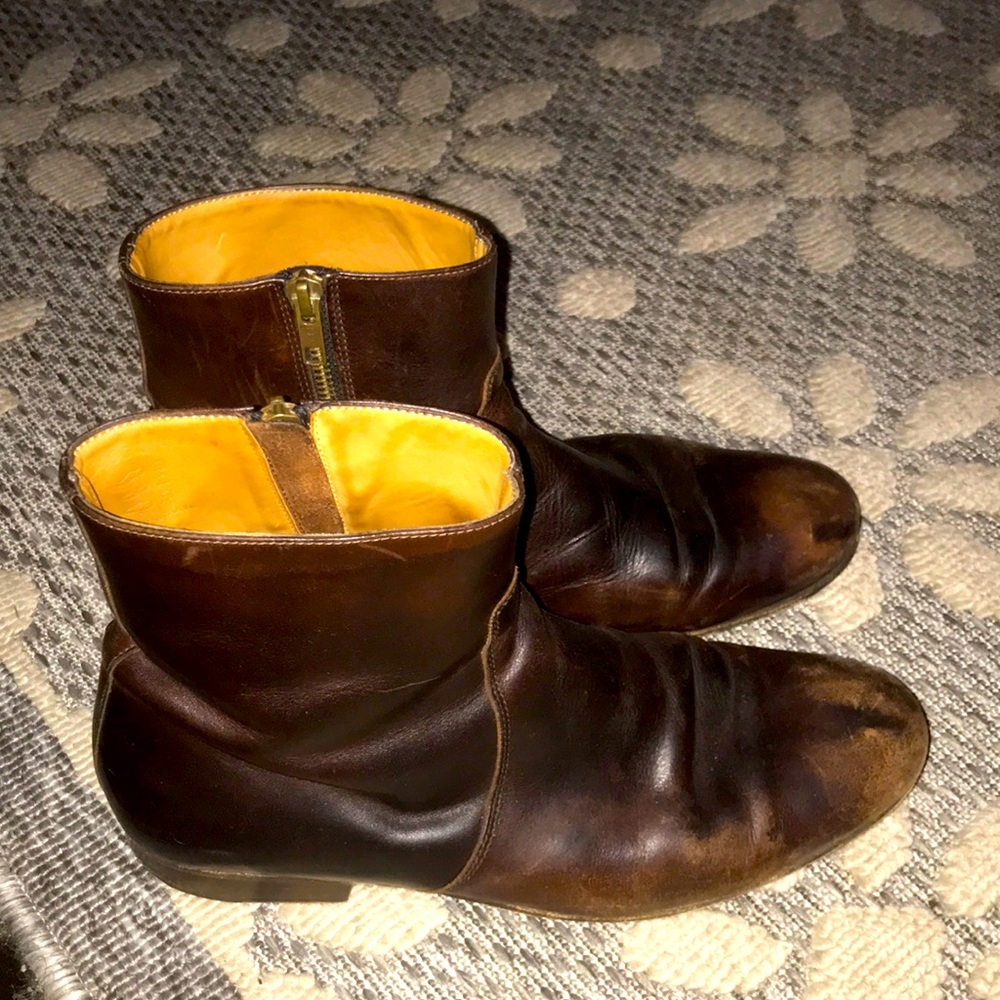 A.P.C. FRANCE ALL LEATHER CHELSEA BOOTS SIZE 42 US 9-10